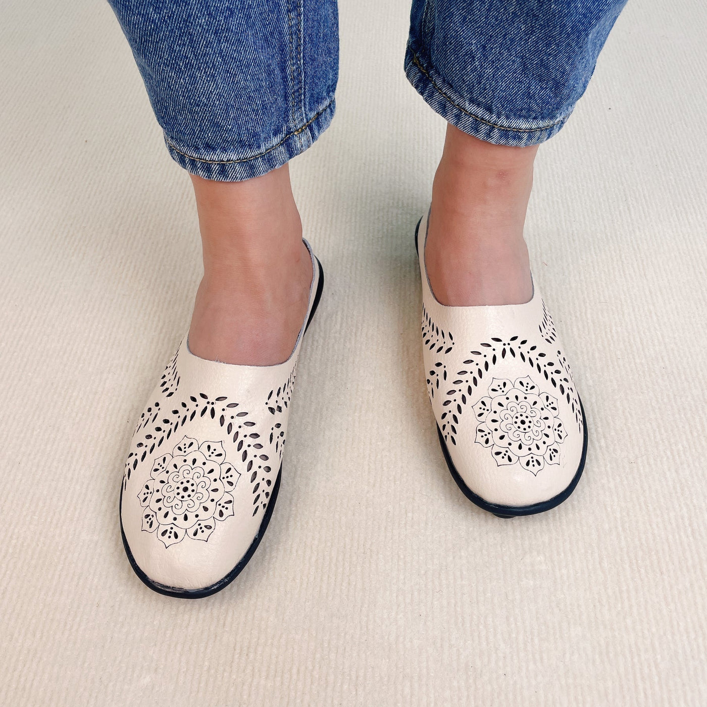 Comfortable Hollow Casual All-Match Slippers