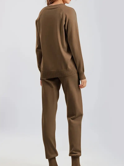 Madison | Two-Piece Set with v-neck