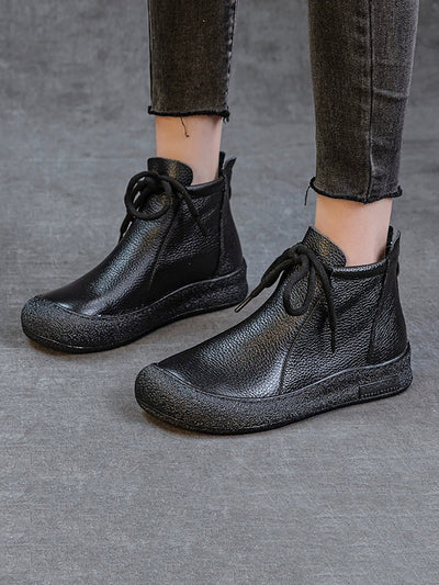 Women's winter boots with genuine leather straps