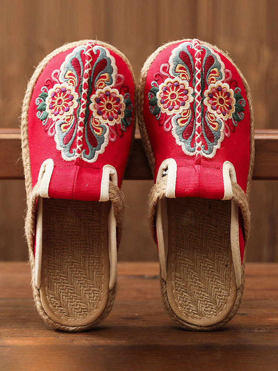 Women's retro embroidered casual floral shoes