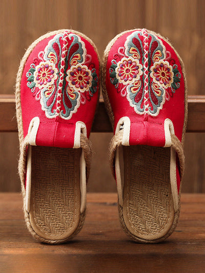 Women's retro embroidered casual floral shoes