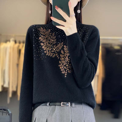 Knitted sweater with leaf pattern