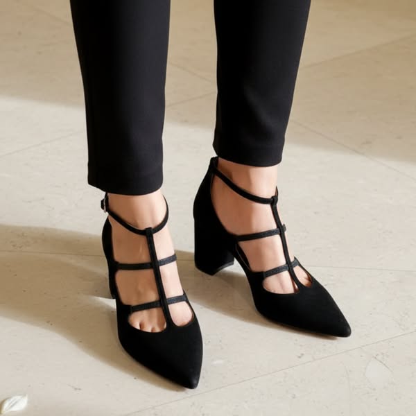 DEBORAH HEELS