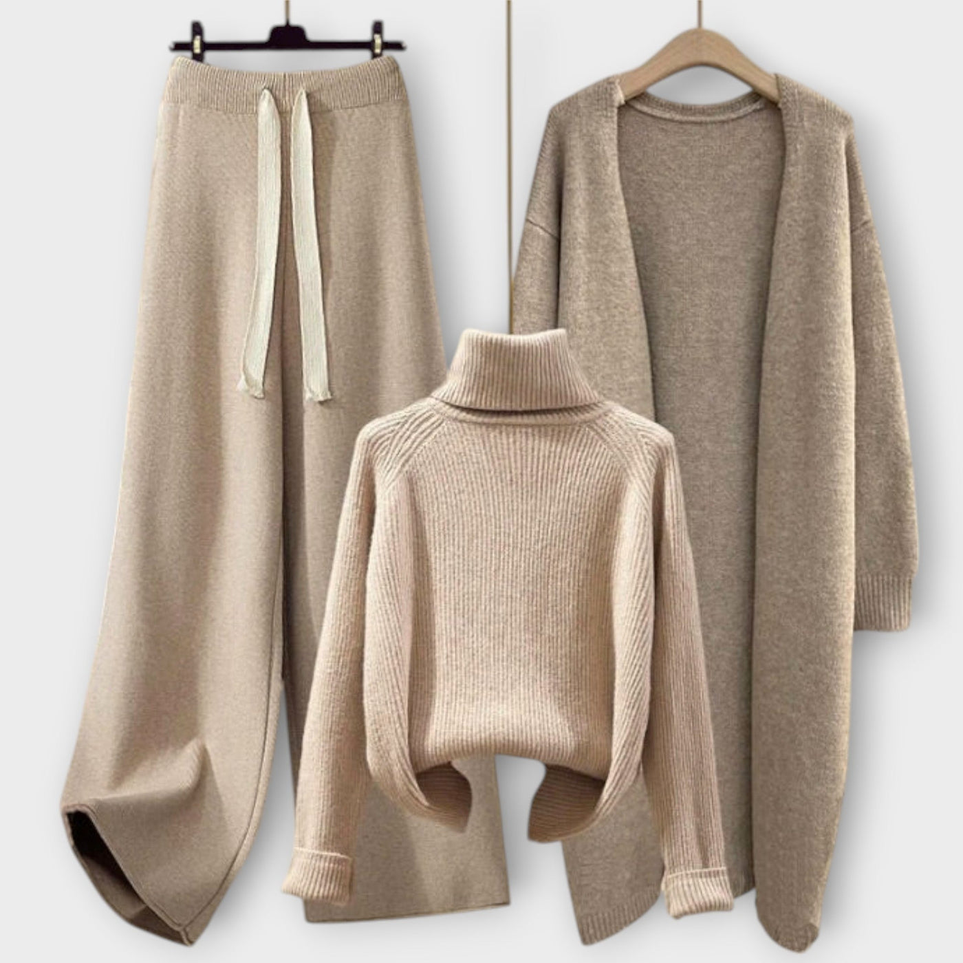Bobbi | Three-Piece Knitwear Set