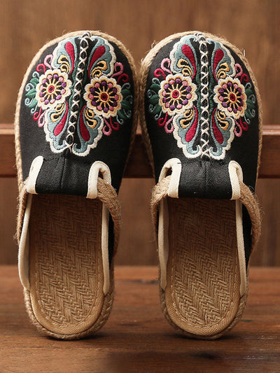 Women's retro embroidered casual floral shoes