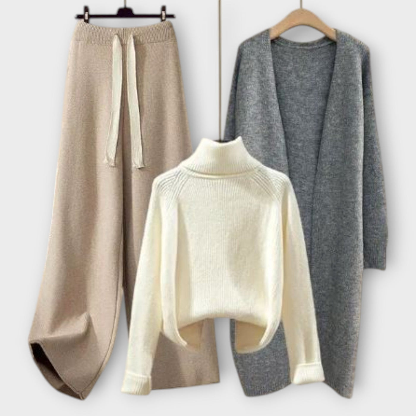Bobbi | Three-Piece Knitwear Set