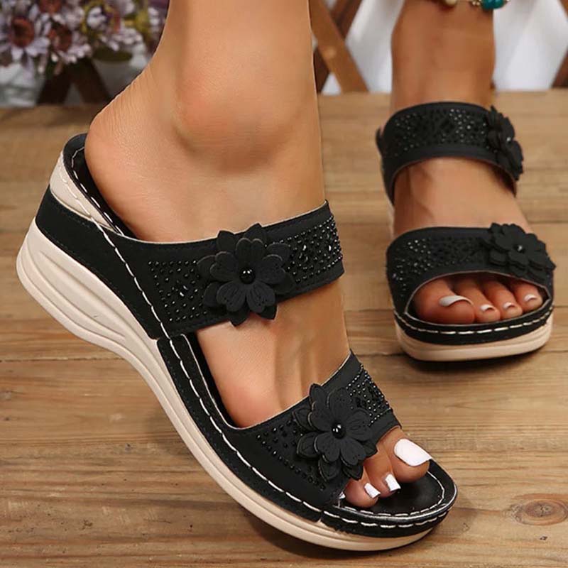 Vintage wedge sandals