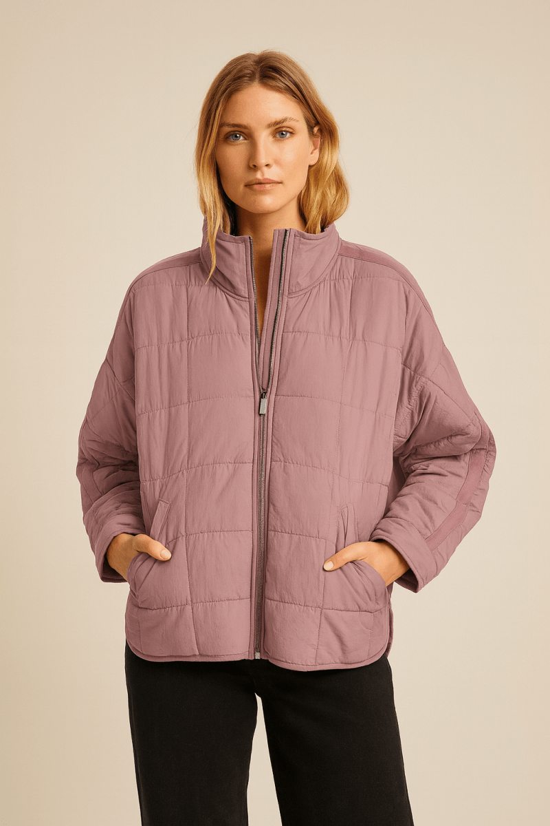 APRIL | LIGHTWEIGHT COMPACT ZIP PUFFER JACKET
