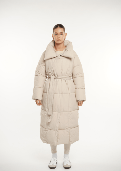 BLAIRE | EXTRA LONG LENGTH BULETED BUTTON PUFFER JACKET