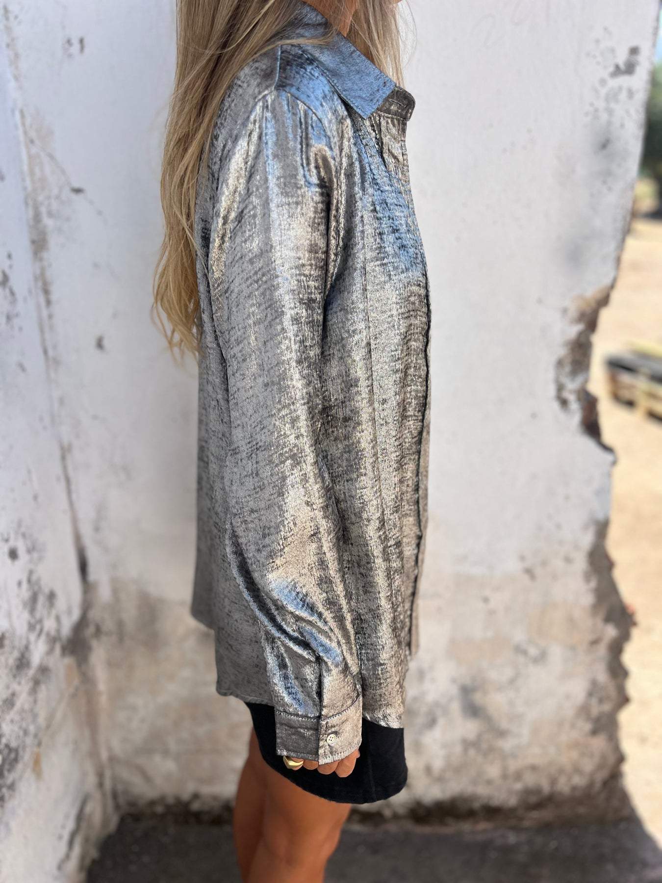 Louella | Chic Shimmer Shirt