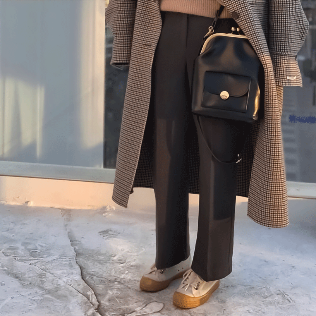 Vintage | Kiss-Lock Bag  Grace’s Retro Chic Essential